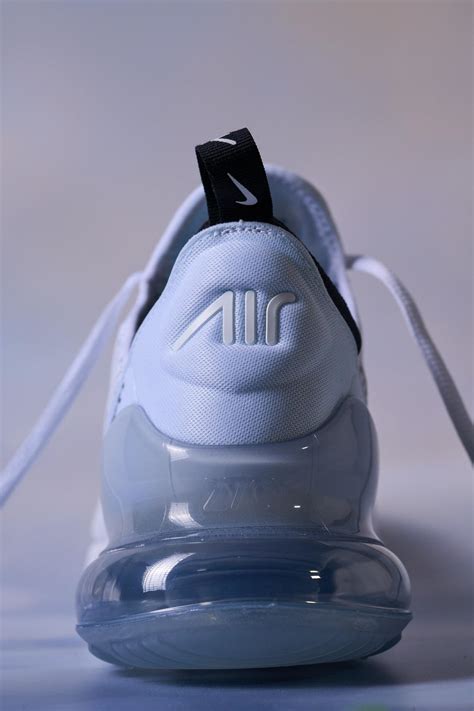 nike air max 270 wie fällt aus|Nike Air Max 270 heel.